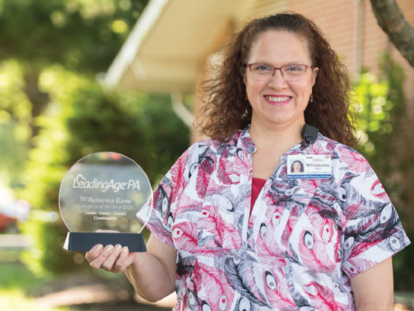 Wilamenia Rosa Receives Caregiver Award